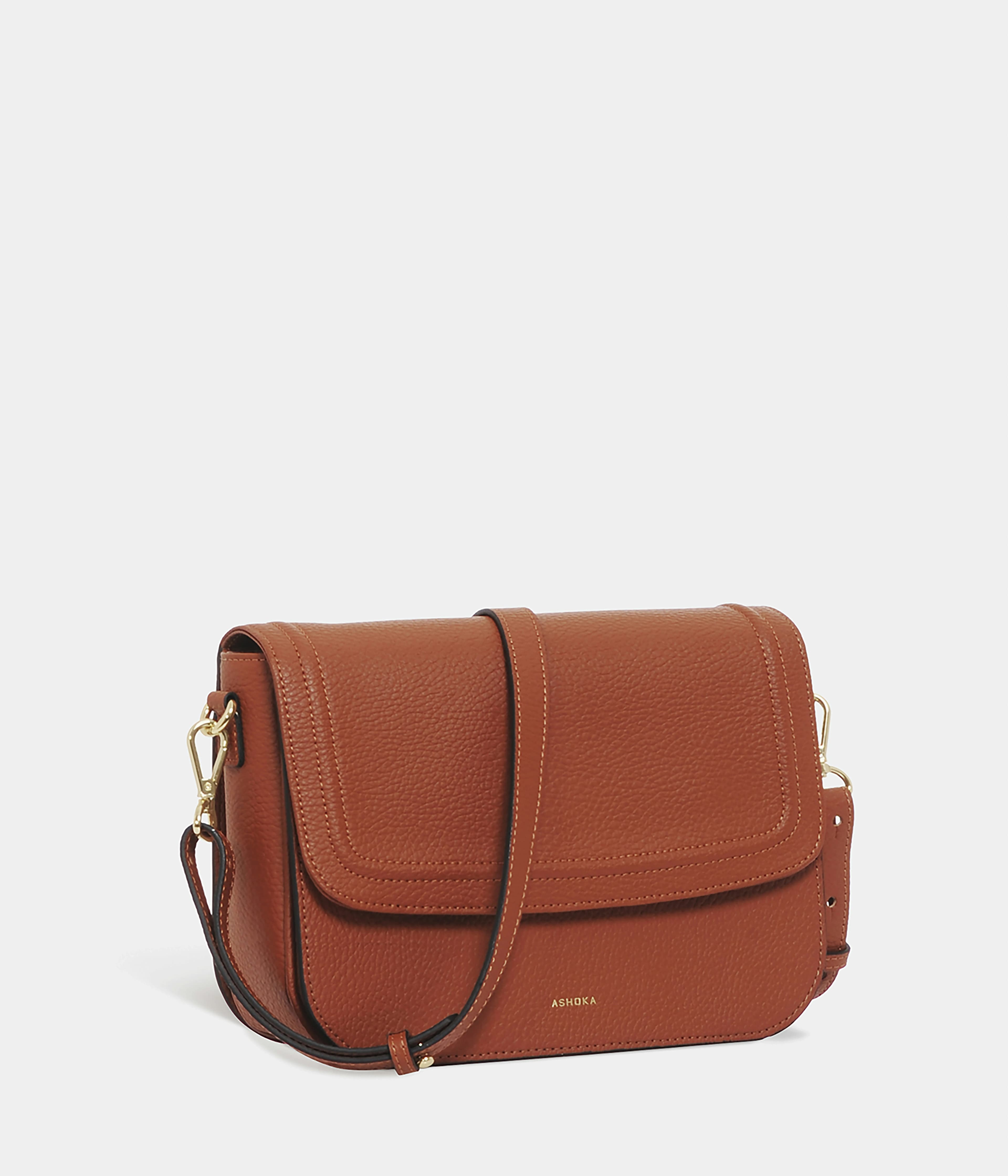 Elegant Woven Leather Tote Bag with Gold Chain Strap